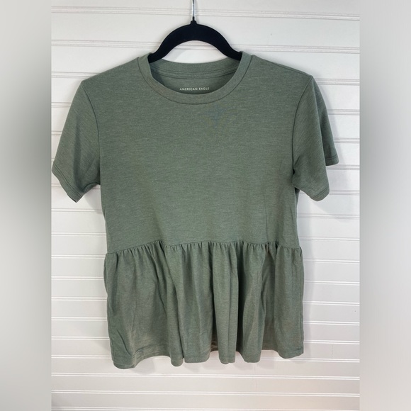 American Eagle Outfitters Tops - American Eagle Olive Green Short Sleeve Peplum Babydoll Tee XS Women’s EUC